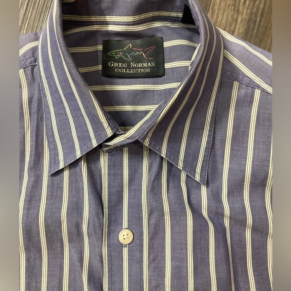 Greg Norman Collection Medium Button Down Shirt